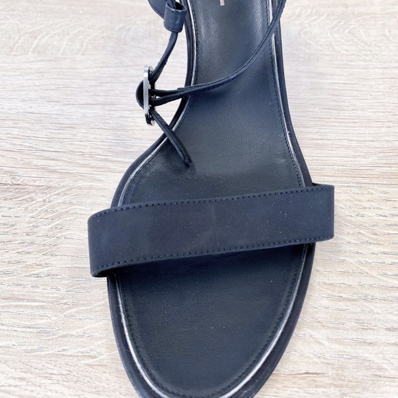 Authentic Chanel Strap Heels - Black - Size 40/10 - Picture 7 of 7